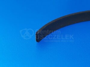 Uszczelka samoprzylepna czarna 2x8 mm CB 12-504